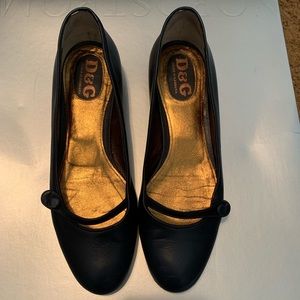 D&G Dolce and Gabbana blue leather flats